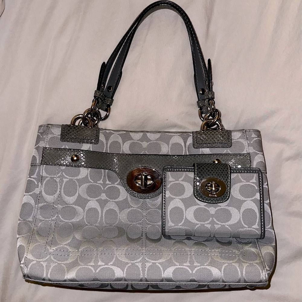 Coach Penelope shoulder bag with Matching Wallet